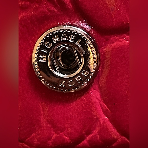 MK crocodile Bag - Picture 5 of 8